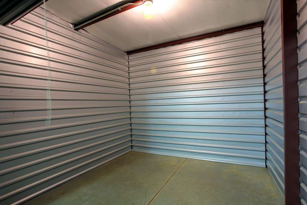 Falmouth Self Storage | 80 Samson St, Fredericksburg, VA 22405 | Phone: (540) 318-1755