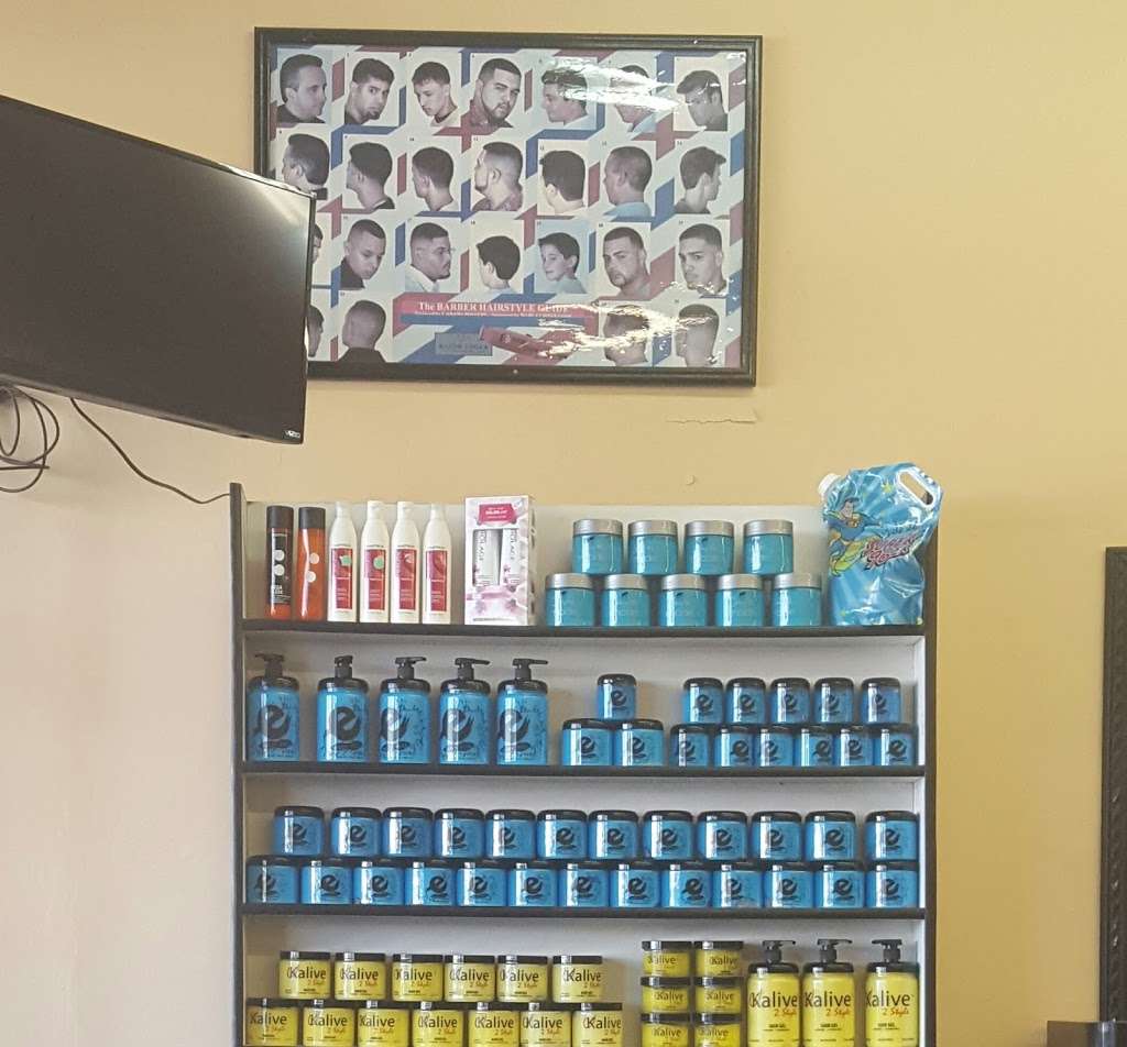 Leticias Barber & Beauty Salon | 1530 W Mission Blvd, Pomona, CA 91766, USA | Phone: (909) 622-4549