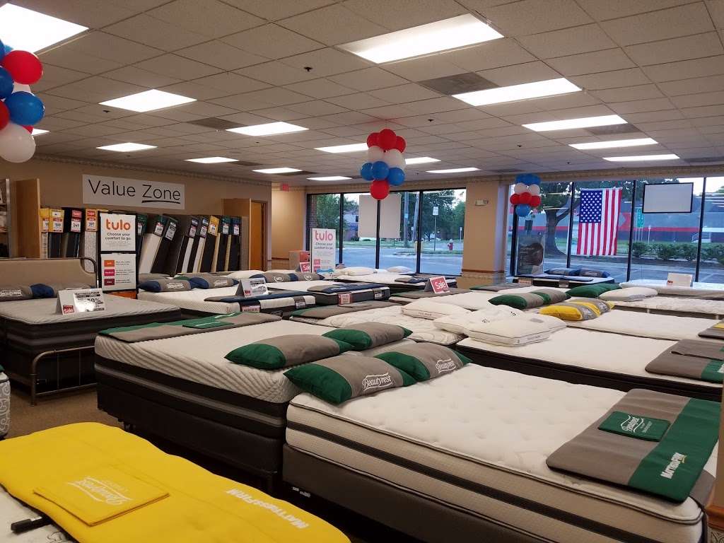 Mattress Firm Pickwick Square | 5700 Pickwick Rd, Centreville, VA 20121 | Phone: (703) 266-6357