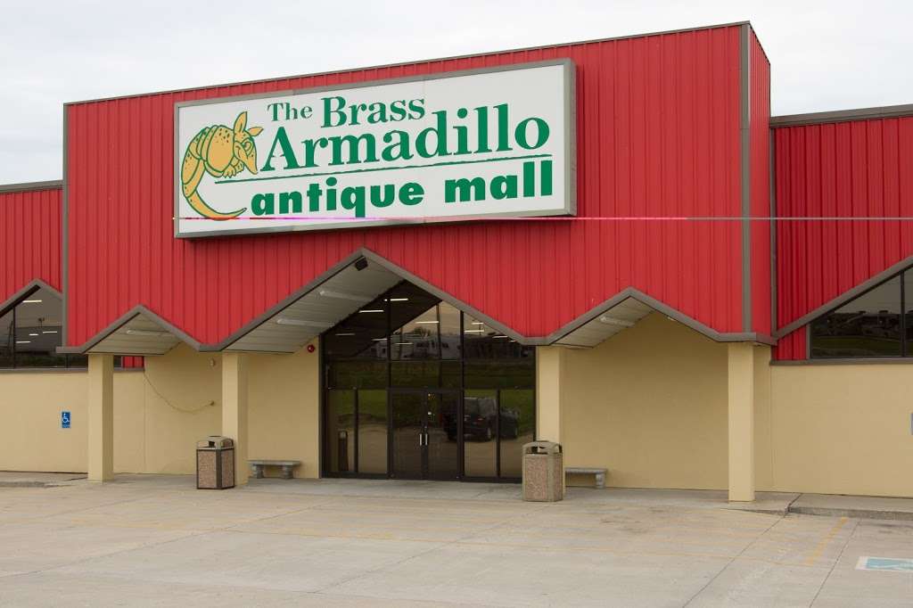 Brass Armadillo Antique Mall - Kansas City | 1450 Golfview Dr, Grain Valley, MO 64029, USA | Phone: (816) 847-5260