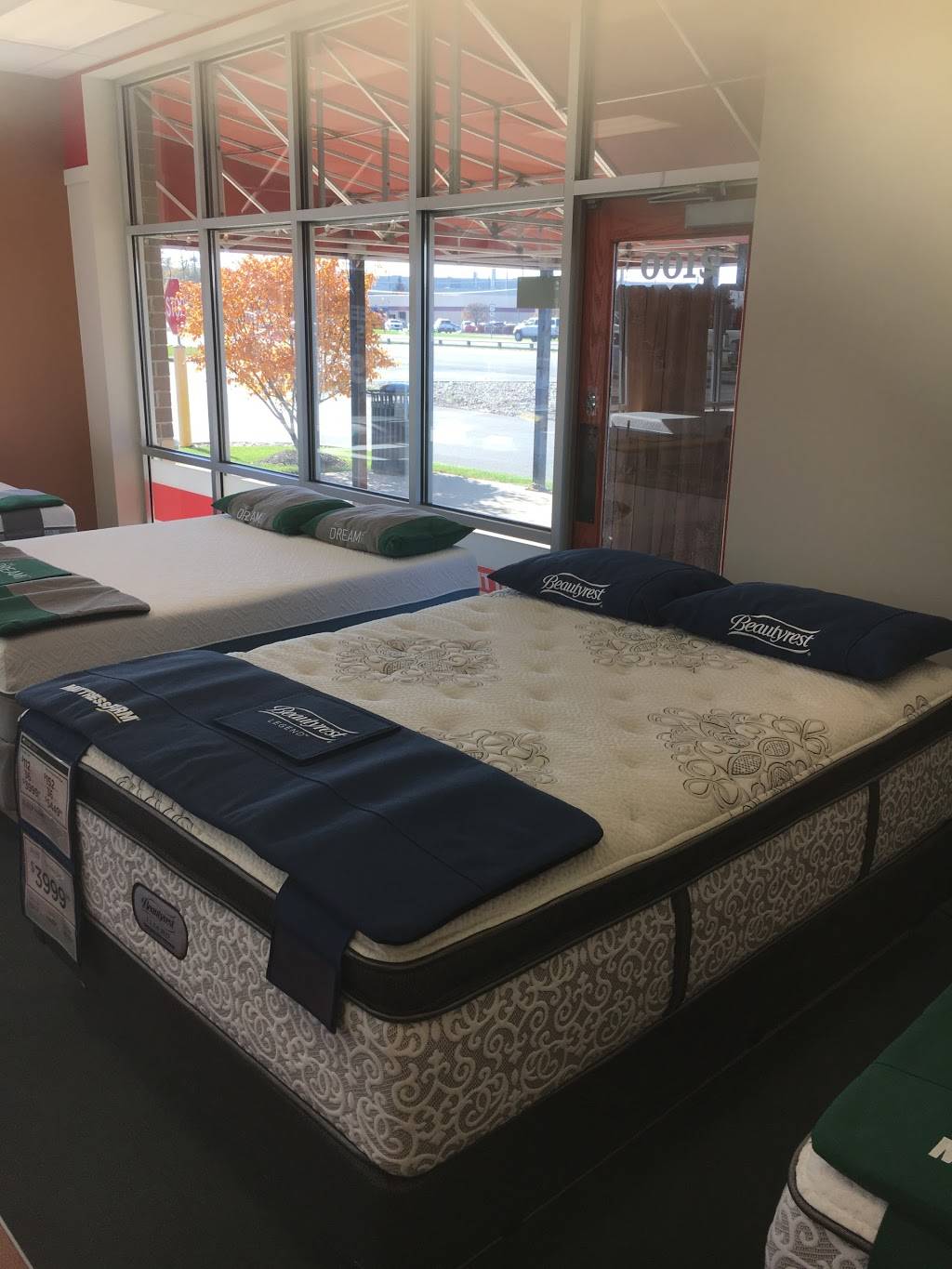 Mattress Firm Kokomo | 2100 E Blvd St, Kokomo, IN 46902, USA | Phone: (765) 626-0173