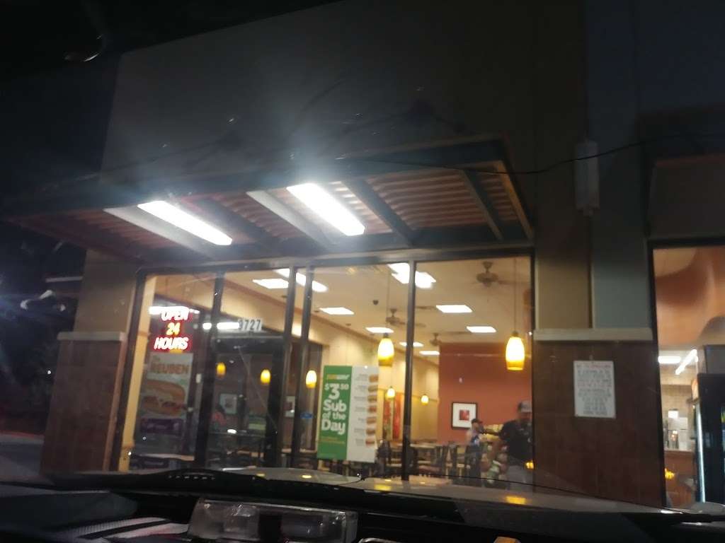 Subway | 9727 Poteet Jourdanton Fwy, San Antonio, TX 78211, USA | Phone: (210) 927-9000