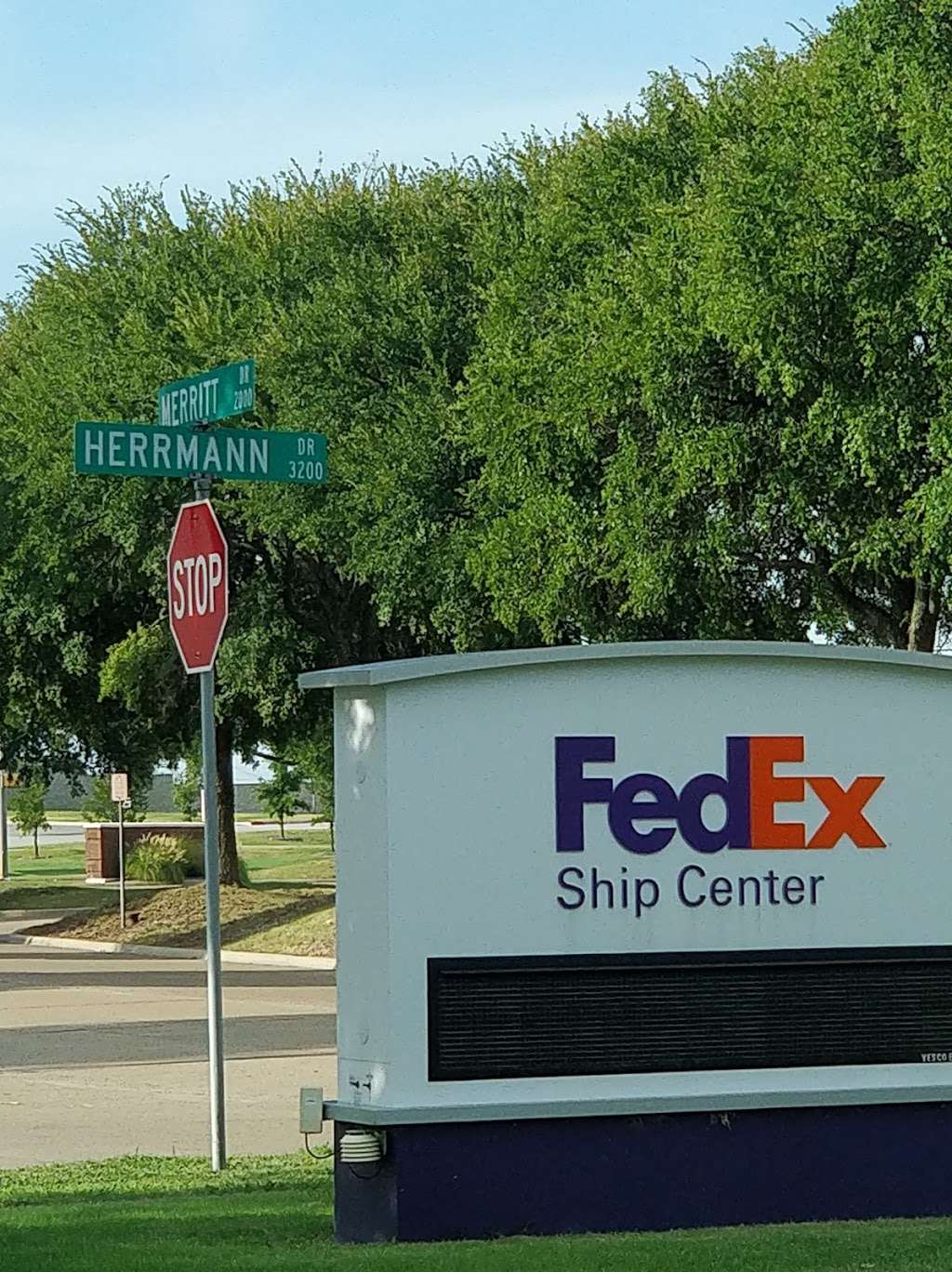 FedEx Ship Center | 3242 Herrman Dr, Garland, TX 75041 | Phone: (800) 463-3339