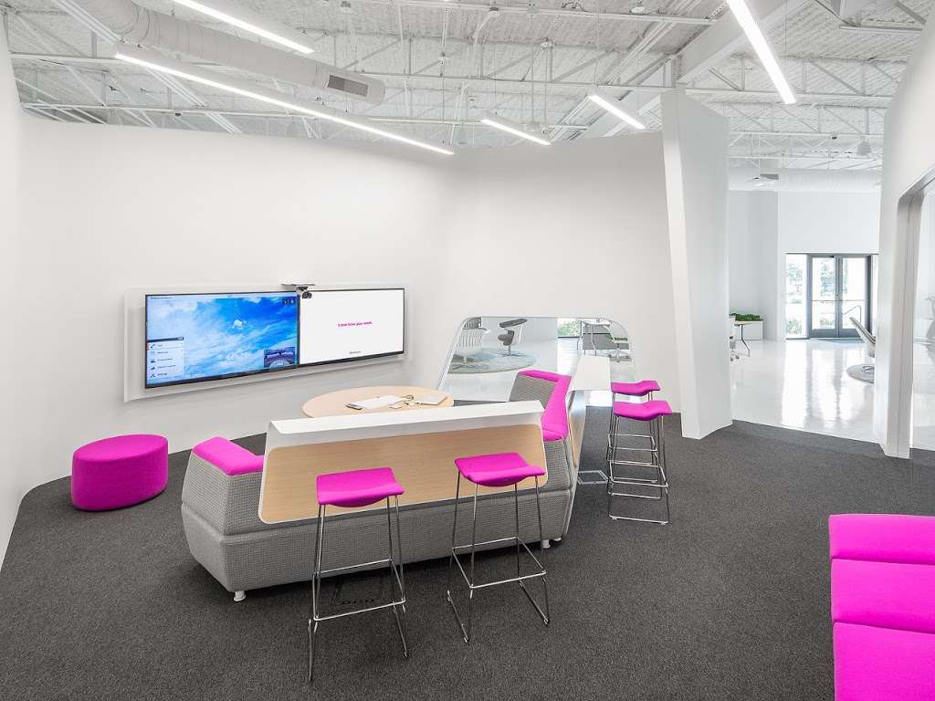 Steelcase | 1616 Hi Line Dr #110, Dallas, TX 75207 | Phone: (214) 871-3044