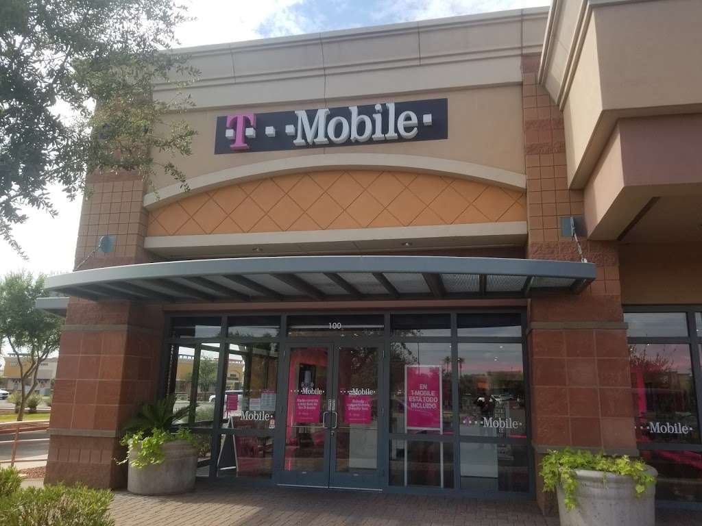 T-Mobile | 10030 W McDowell Rd #100, Avondale, AZ 85323, USA | Phone: (623) 936-6932