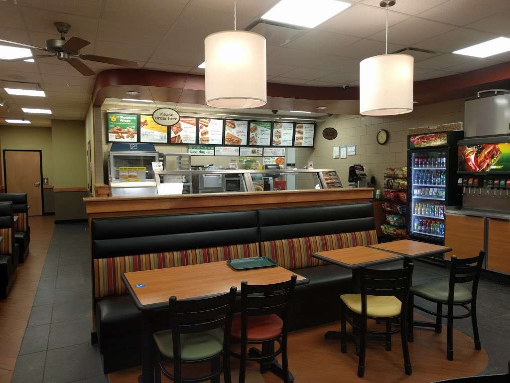 Subway Restaurants | 4722 NE Vivion Rd, Kansas City, MO 64119 | Phone: (816) 859-5375