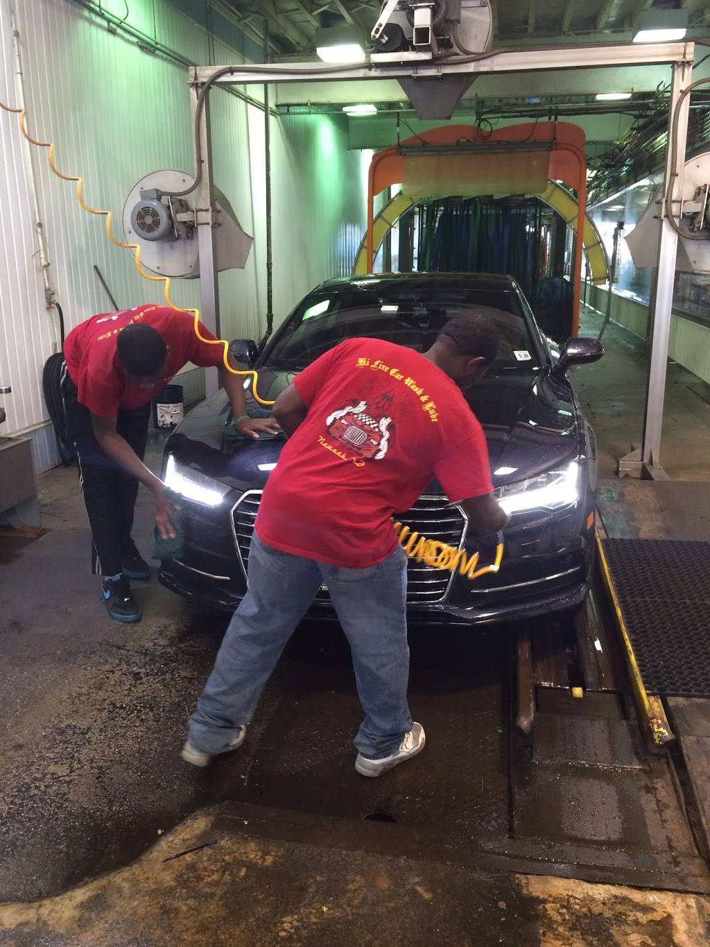 Hi Five Car Wash & Lube | 541 N 3rd St, Newark, NJ 07107, USA | Phone: (973) 350-7990