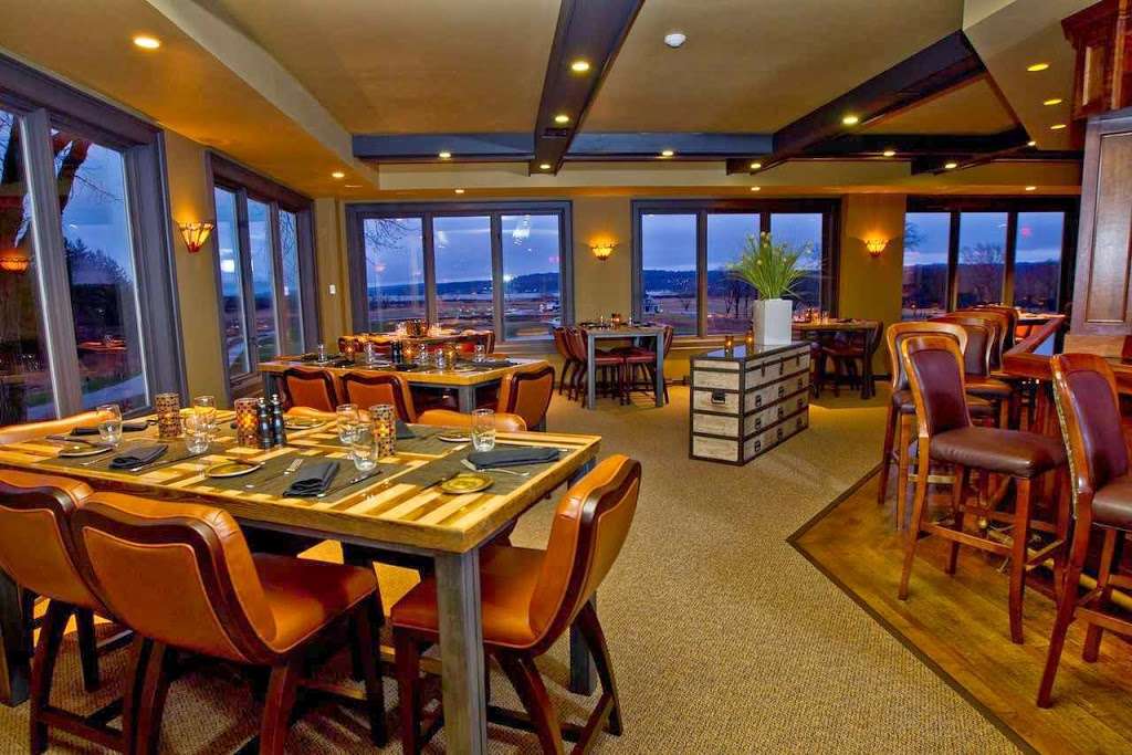 Hunt Club Steakhouse | 555 Hunt Club Ct, Lake Geneva, WI 53147, USA | Phone: (262) 245-7200
