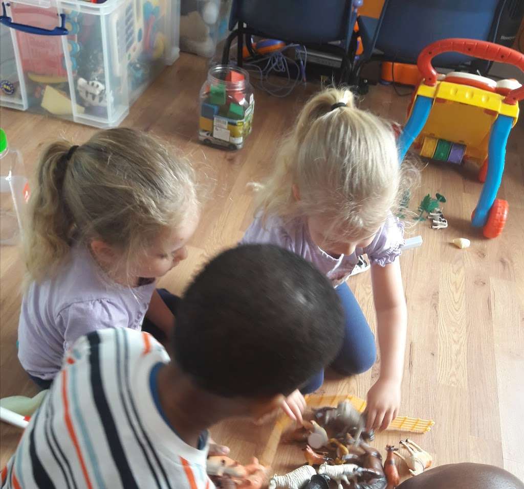 Rising Stars Childcare | 120 Felixstowe Rd, London SE2 9QH, UK | Phone: 07951 864979