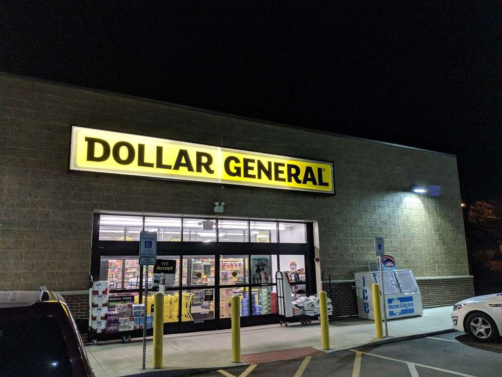 Dollar General | 322 Walworth St, Genoa City, WI 53128, USA | Phone: (262) 295-2300