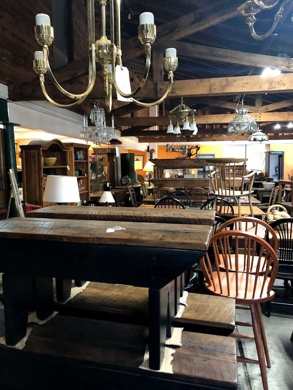 Copper Fox Antiques | 7 River Ln, Sperryville, VA 22740, USA | Phone: (540) 987-8800