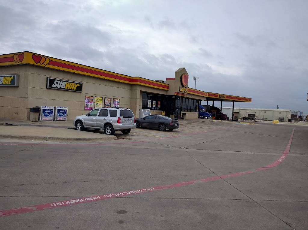 Loves Travel Stop | 200 Garden Acres Dr, Fort Worth, TX 76140 | Phone: (817) 293-5118