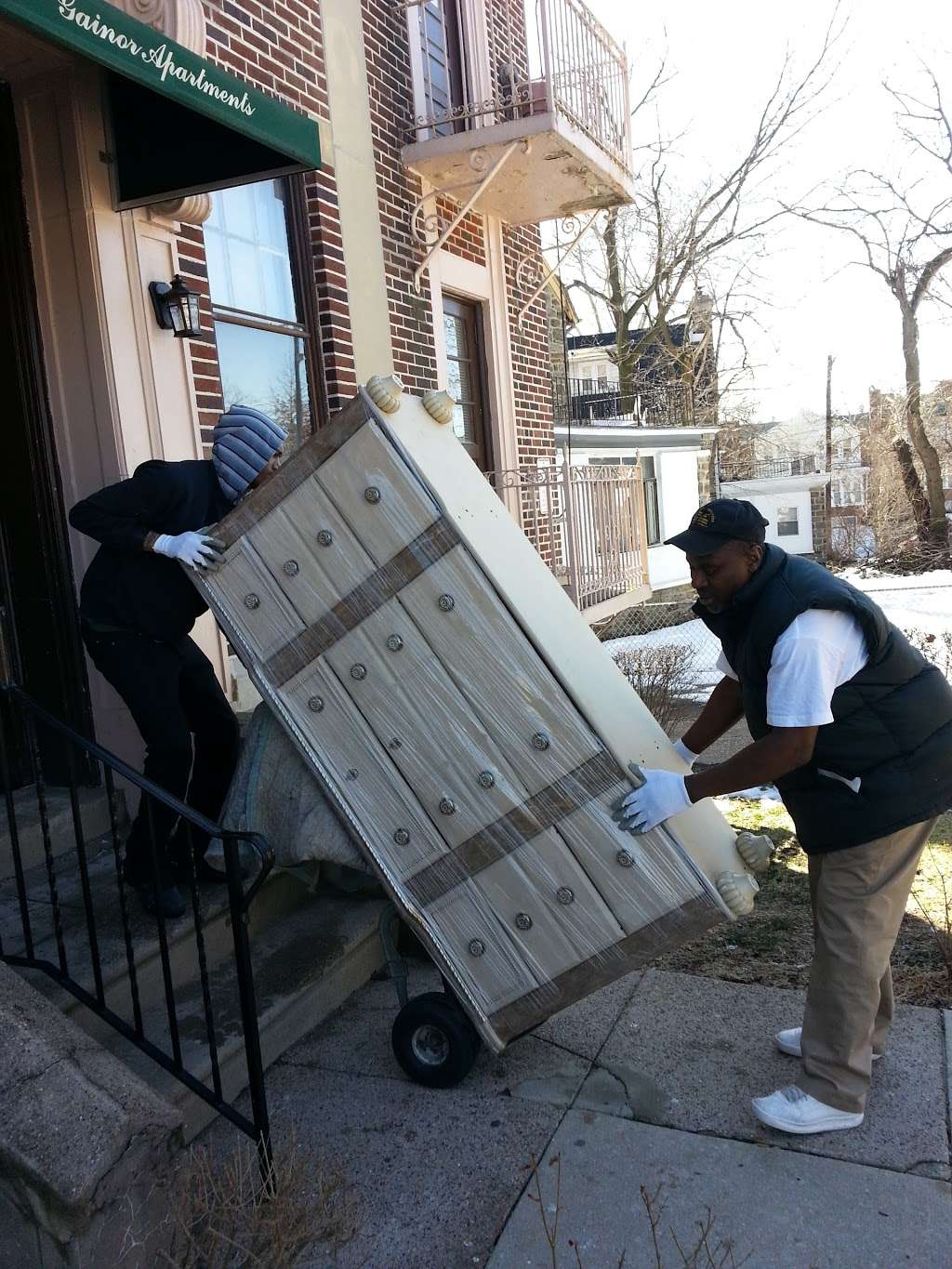 Action Enterprizes Moving & Hauling | 6301 N 18th St Suite #2, Philadelphia, PA 19141, USA | Phone: (610) 476-3200