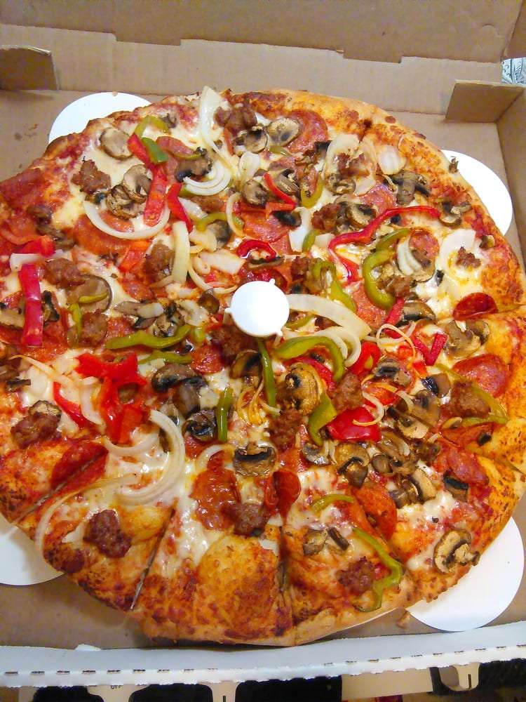 Killer Pizza From Mars | 1040 W El Norte Pkwy, Escondido, CA 92026, USA | Phone: (760) 741-6277
