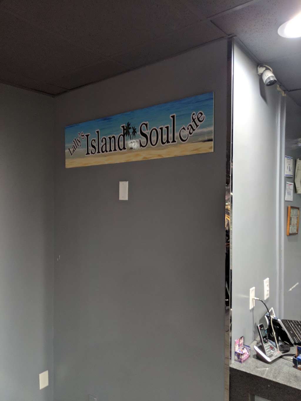 Lallys Island Soul Cafe | 5011 E Craig Rd, Las Vegas, NV 89115 | Phone: (702) 643-6005