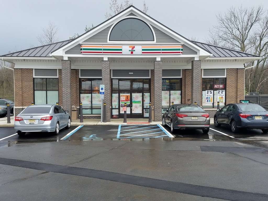 7-11 Convenience Store | 2736 US-130, Cranbury, NJ 08512, USA