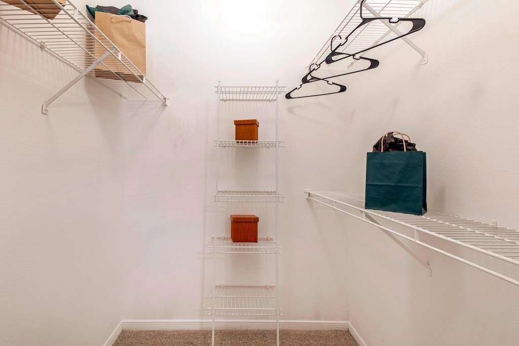 The Legend at Park Ten Apartments in 15000 Park Row, Houston, TX 77084