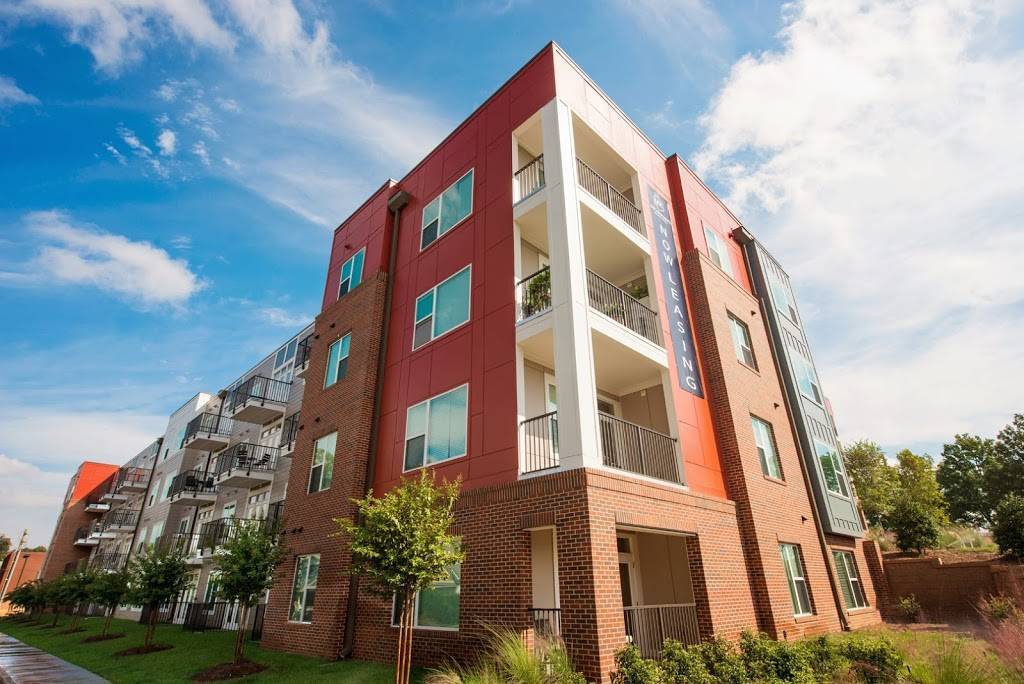 Link Apartments Brookstown | 150 Peters Creek Pkwy, Winston-Salem, NC 27101, USA | Phone: (844) 204-9476