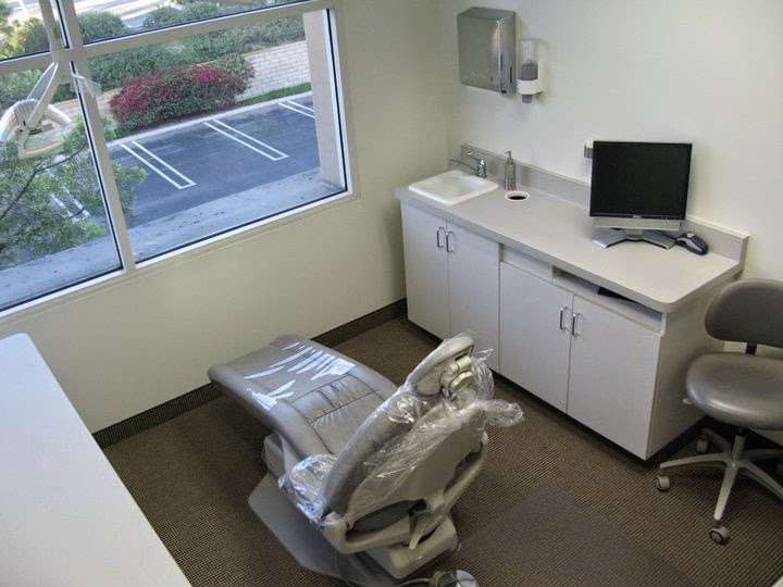Aesthetic Dental Designs | 25500 Rancho Niguel Rd #230, Laguna Niguel, CA 92677 | Phone: (949) 643-6733