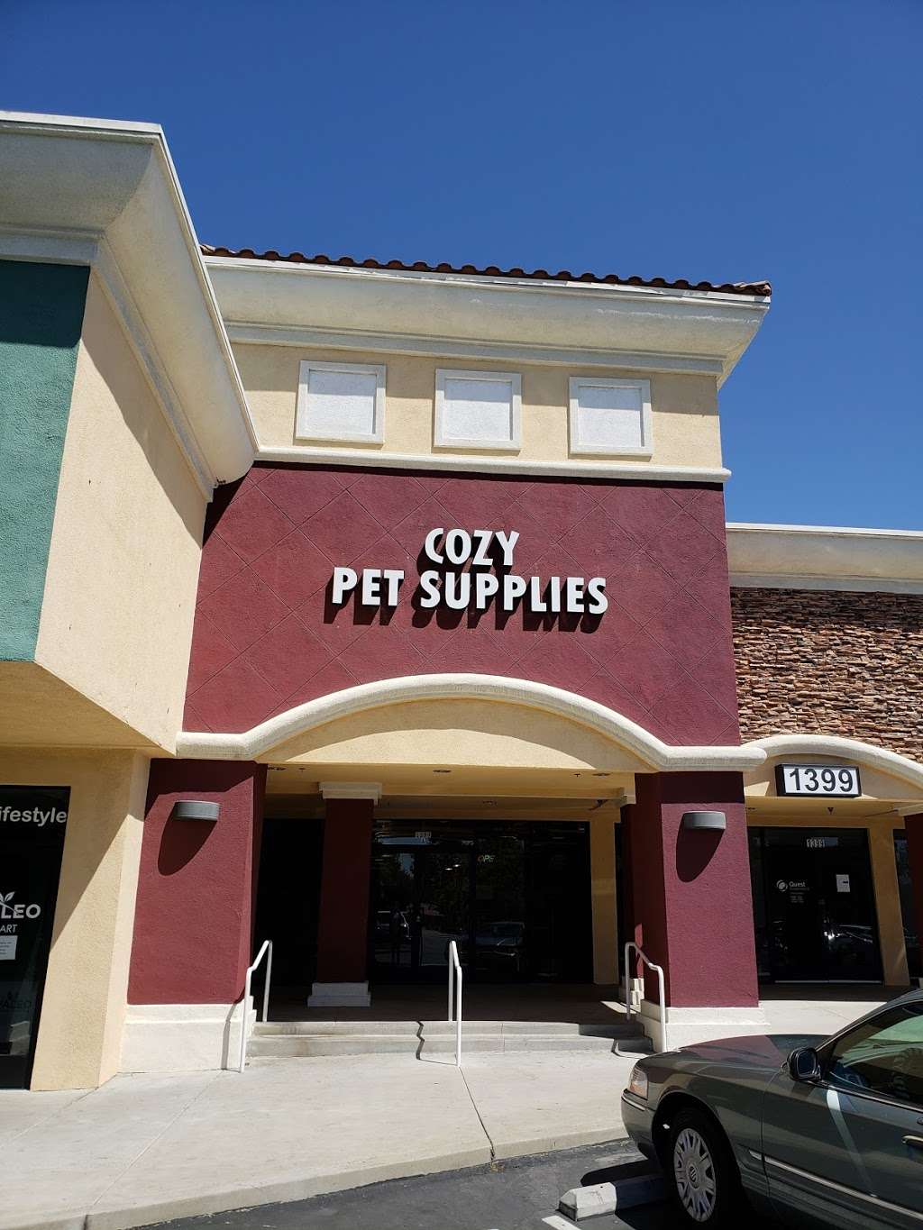 Cozy Pet Supplies | 1399 E Foothill Blvd Ste. A, Upland, CA 91786 | Phone: (909) 256-6209