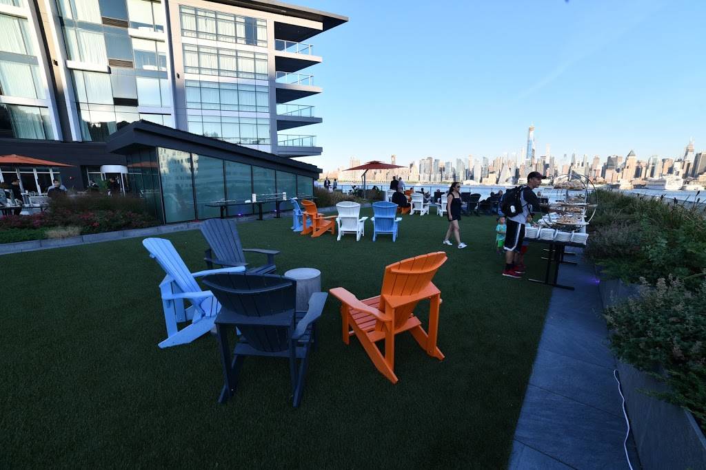 NoHu Rooftop Bar + Restaurant | 550 Ave at Port Imperial 6th floor, Weehawken, NJ 07086, USA | Phone: (201) 758-7920