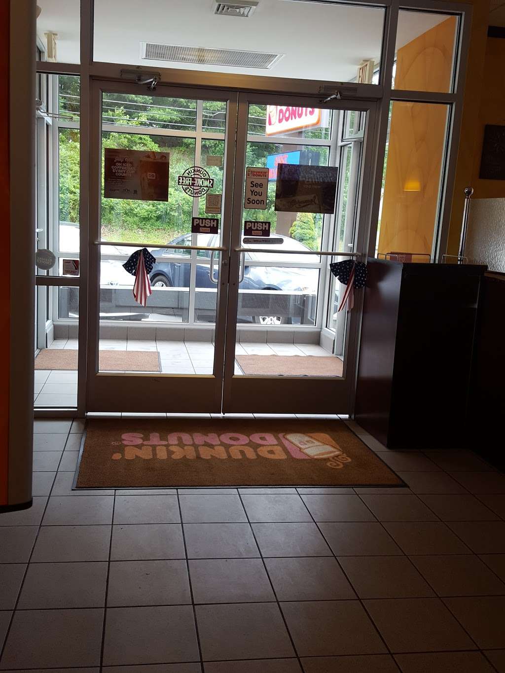 Dunkin | 3 Westwood Ctr, Pottsville, PA 17901, USA | Phone: (570) 622-3130