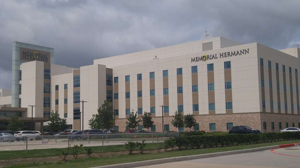 Memorial Hermann Medical Group Pearland | 10907 Memorial Hermann Dr Suite 100, Pearland, TX 77584 | Phone: (713) 413-6610