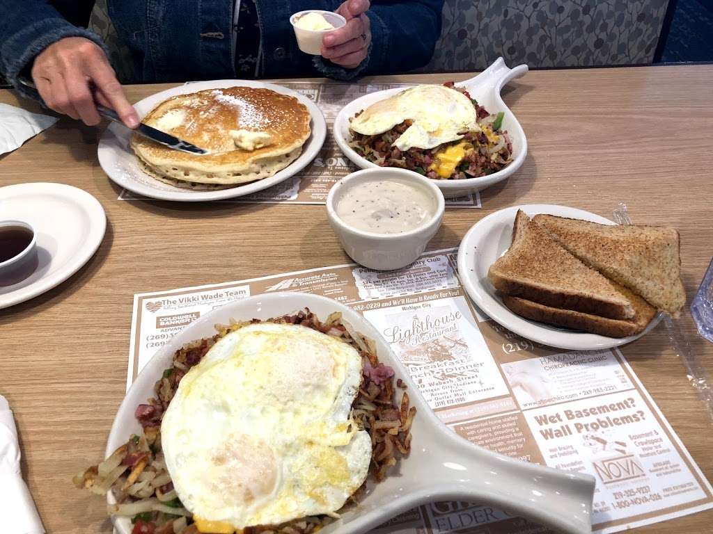 Dinos Restaurant | 2080 Niles Ave #400, St Joseph, MI 49085, USA | Phone: (269) 982-0229