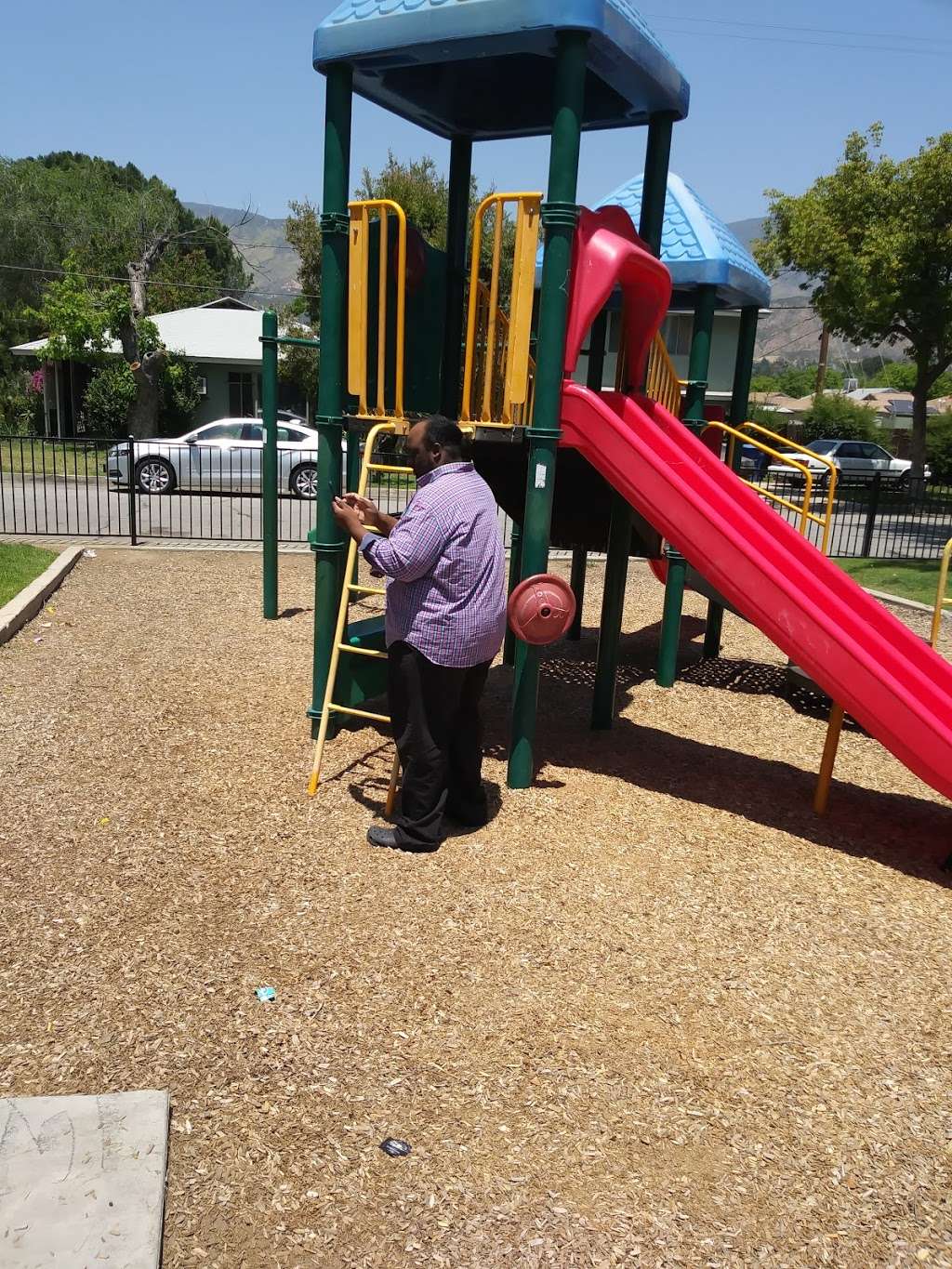 Tom Gould Park | 240 W 40th St, San Bernardino, CA 92407, USA | Phone: (909) 384-5233