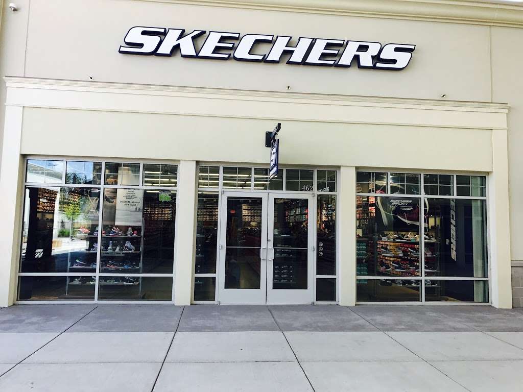 SKECHERS Factory Outlet | 100 Premium Outlets Dr #462, Blackwood, NJ 08012, USA | Phone: (856) 221-8741