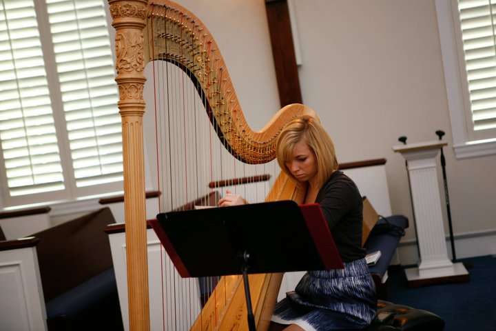 Stephanie Gustafson, Houston Harpist | 1135 Walling St, Houston, TX 77009, USA | Phone: (847) 254-0419