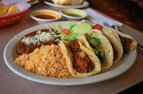 El Gallo Giro Mexican Restaurant | 10009 Main St, Lamont, CA 93241, USA | Phone: (661) 203-3182