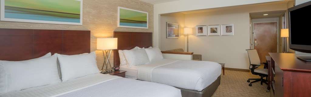 Holiday Inn Baltimore Bwi Airport | 815 Elkridge Landing Rd, Linthicum Heights, MD 21090, USA | Phone: (410) 691-1000
