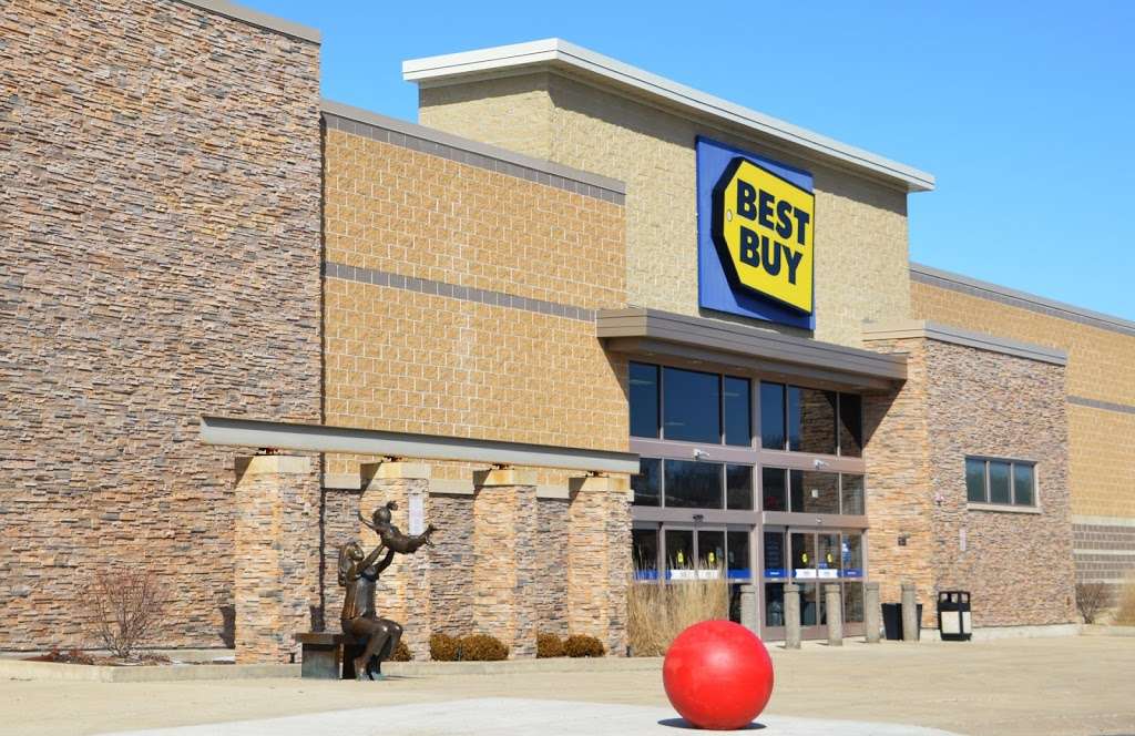 Best Buy | 700 N Edwards Blvd, Lake Geneva, WI 53147, USA | Phone: (262) 348-9269