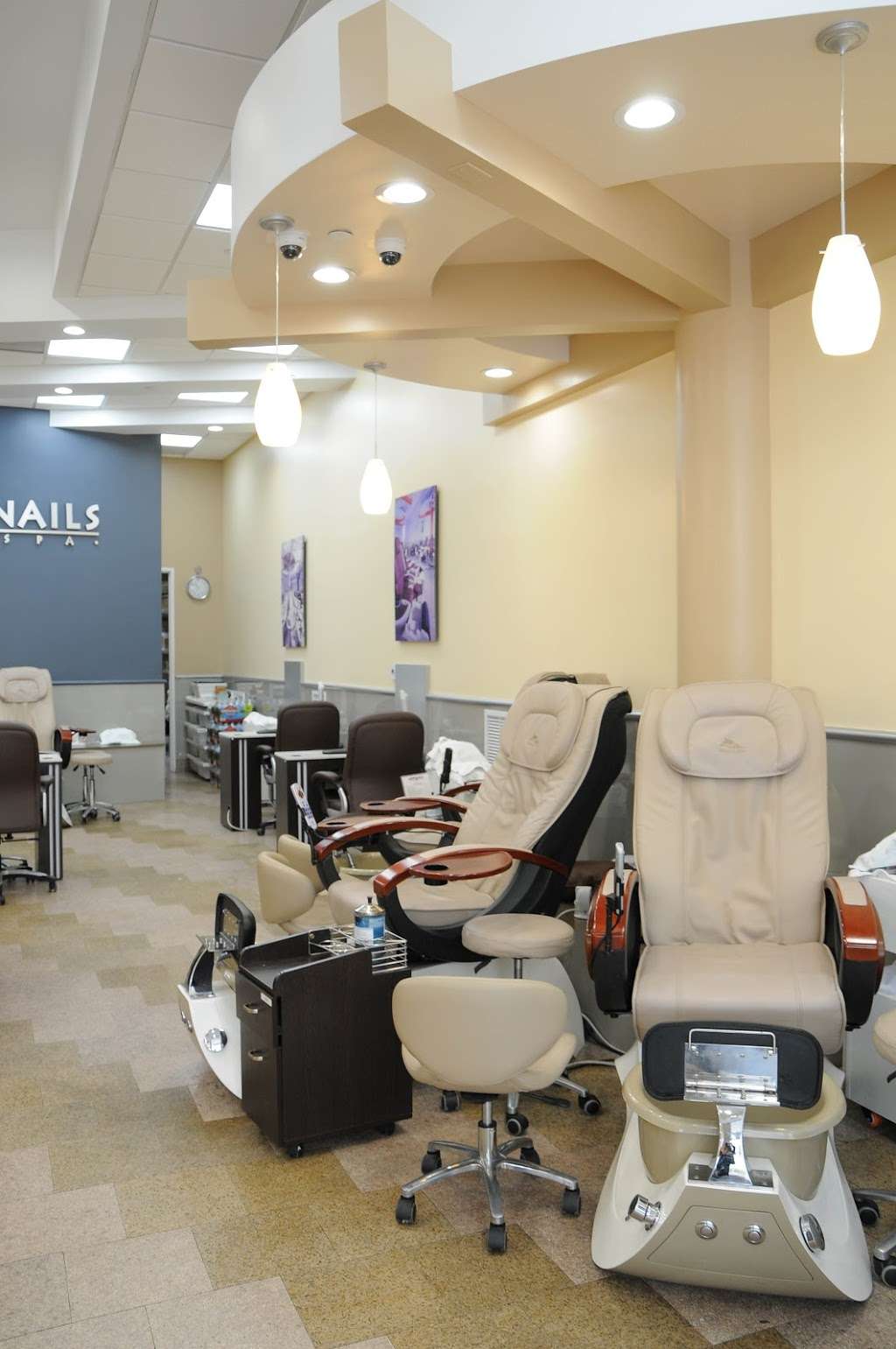 Happy Nails | 7007 Friars Rd #208, San Diego, CA 92108, USA | Phone: (619) 260-1764