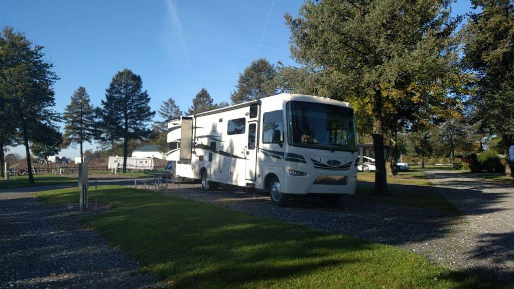 Pine Hill RV Park | 268 Old U.S. 22, Kutztown, PA 19530, USA | Phone: (610) 285-6776