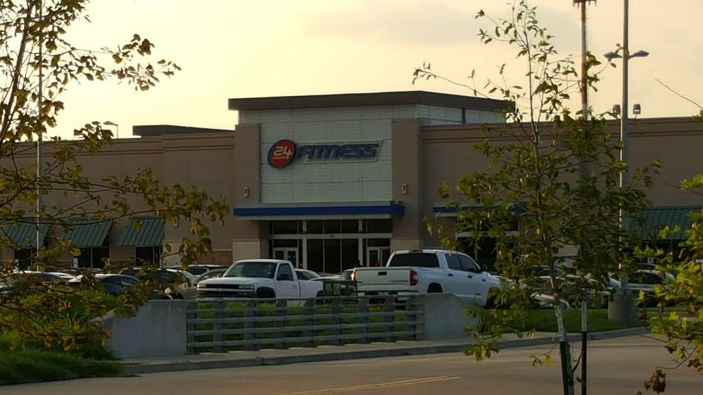 24 Hour Fitness Super Sport Club | 5270 West Grand Parkway South, Richmond, TX 77406, USA | Phone: (832) 586-7129