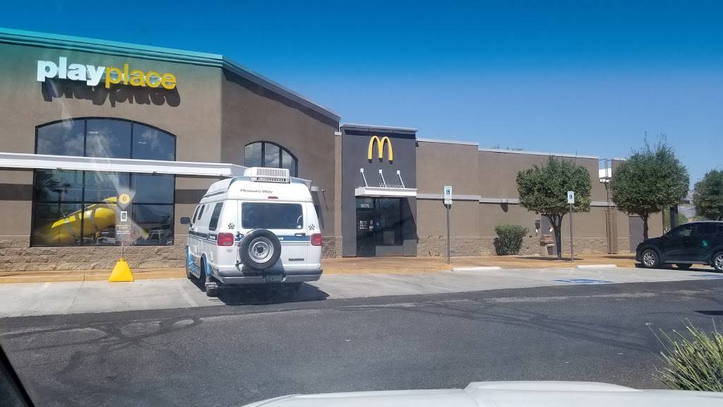 McDonalds | 9075 E Tanque Verde Rd, Tucson, AZ 85749, USA | Phone: (520) 749-4777