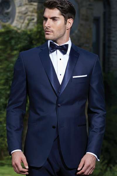 Savvi Formalwear | 3340 Mall Loop Drive Space 1074, Joliet, IL 60431, USA | Phone: (815) 439-1010