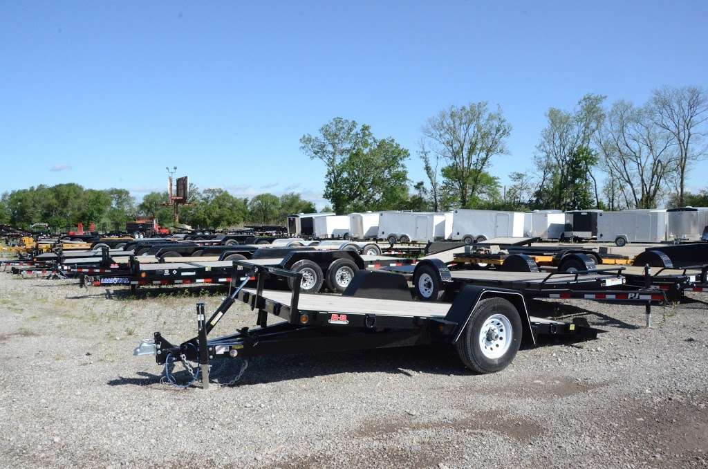 Gene Funks Morris Trailer Sales | 802 E US-6, Morris, IL 60450, USA | Phone: (815) 942-6688