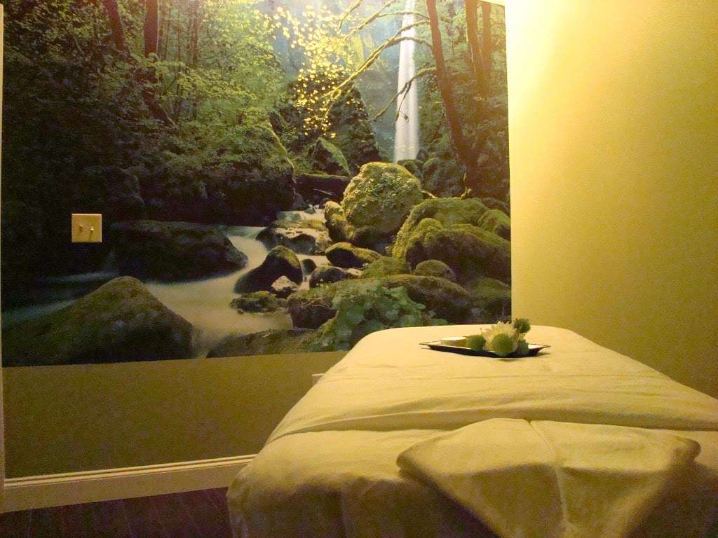 Stonehaven Massage & Spa | 111 Kilson Dr #108, Mooresville, NC 28117, USA | Phone: (704) 662-3303