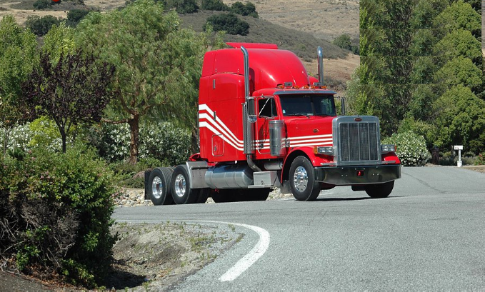 Roadway Trucks | 21661 Shillingsburg Ave, San Jose, CA 95120, USA | Phone: (408) 268-3870