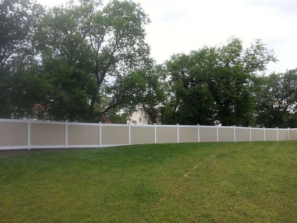 Bob Perrini Fence Co | 98 Pergola Ave # A, Monroe Township, NJ 08831, USA | Phone: (732) 238-9123