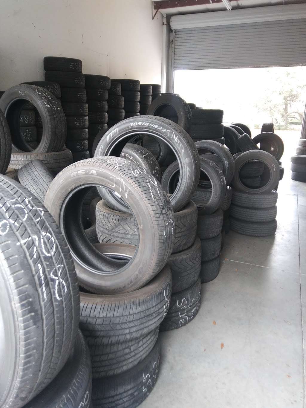 Tire Connection LLC | 309 E Washington St, Minneola, FL 34715 | Phone: (352) 989-5926