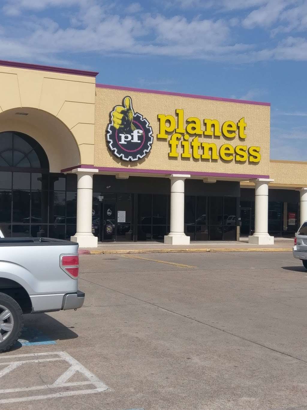 Planet Fitness | 5101 Avenue H Ste 12, Rosenberg, TX 77471, USA | Phone: (832) 471-6636