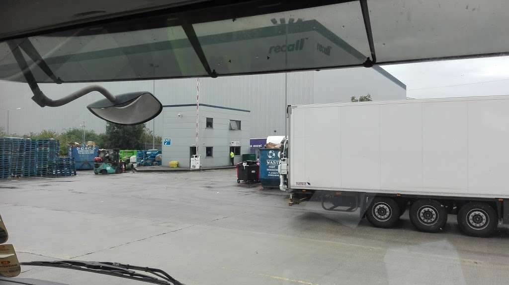 Bidvest Logistics H4 | Rattys Ln, Hoddesdon EN11 0RF, UK