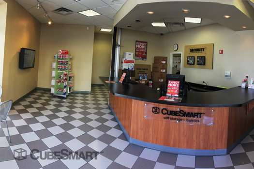 CubeSmart Self Storage | 138-54 94th Ave, Jamaica, NY 11435, USA | Phone: (718) 658-8513