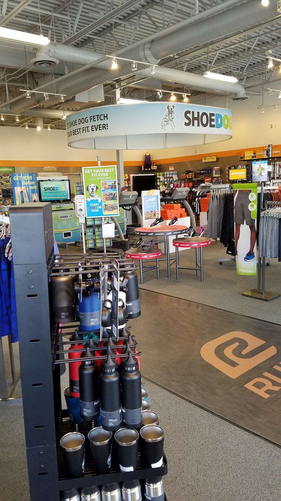 Road Runner Sports | 10436 Town Center Dr, Westminster, CO 80021, USA | Phone: (303) 465-6022