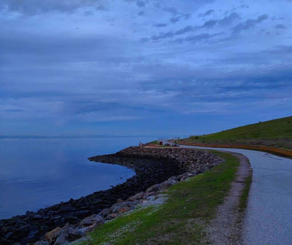 Wild Windsurfing & Kayak Access | San Mateo, CA 94401