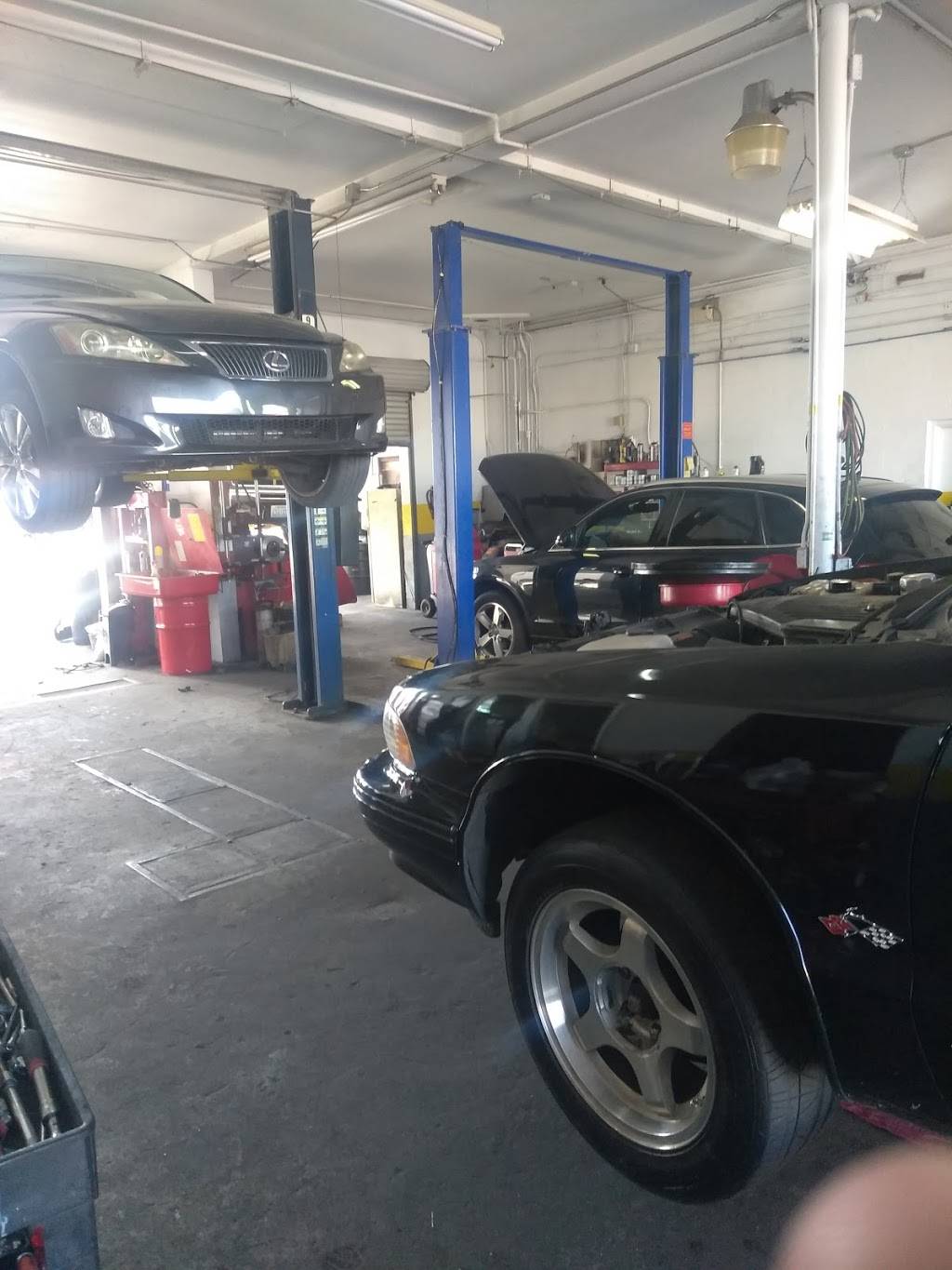 Royalty Auto Experts | 2632 Las Vegas Blvd N, North Las Vegas, NV 89030, USA | Phone: (702) 399-6292